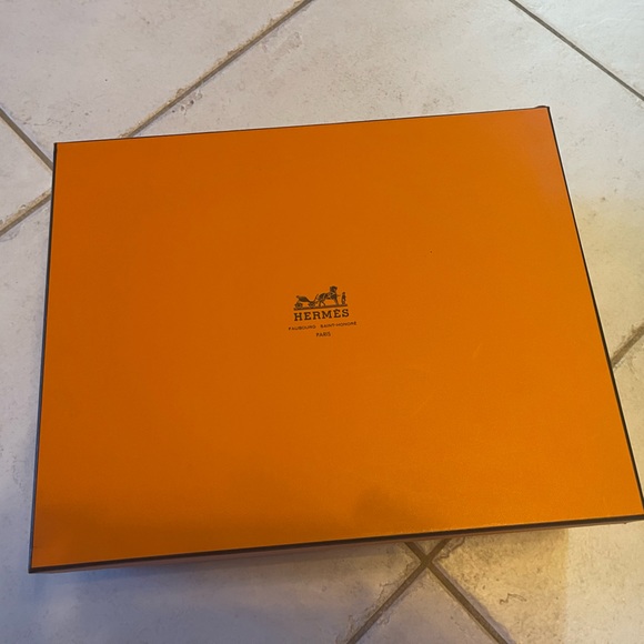 Hermes Women Stud High Top Sneakers - Picture 2 of 10